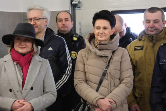 2J3A1851-1620×1080-1-1600×1067