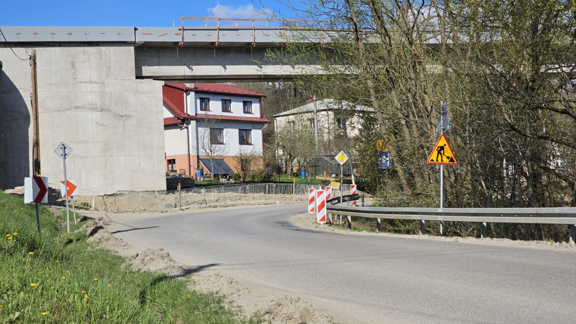 wiadukt kolejowy mordarka