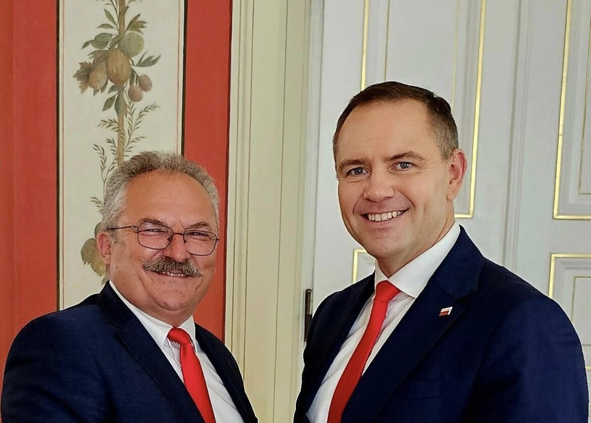 Poseł Marek Jakubiak z Prezydentem Karolem Nawrockim